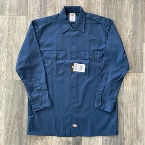 NWT Dickies 574 Long Sleeve Work Shirt 
# 574NV
Men’s Size Medium 
Navy Blue
